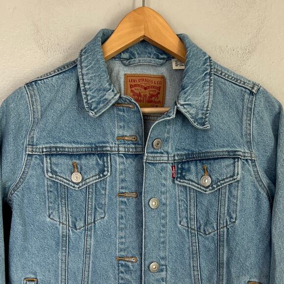Levi Strauss Co Classic Original Trucker Jacket Denim Light Wash Women's Size M - Picture 5 of 13